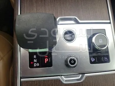 2023 لاند روفر رينج روفر فوج اس اي