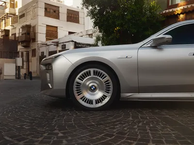 2024 BMW 7 Series 760Li M