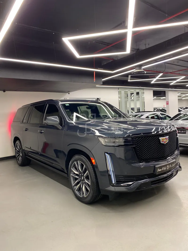 2022 كاديلاك اسكاليد