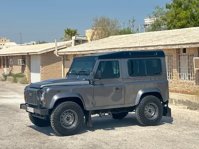 2015 لاند روفر ديفيندر 90