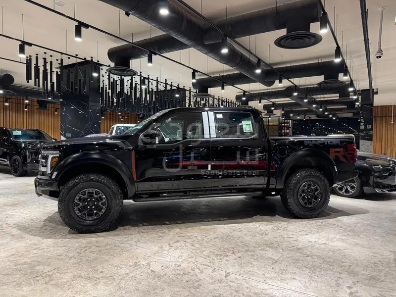 2025 فورد اف 150 رابتور ار