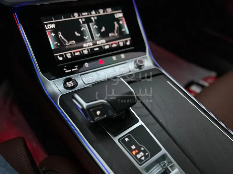 2023 اودي اي 7 55 تي اف اس اي