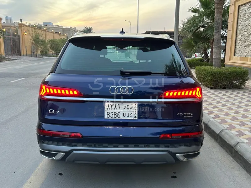 2021 اودي كيو 7 اس لاين