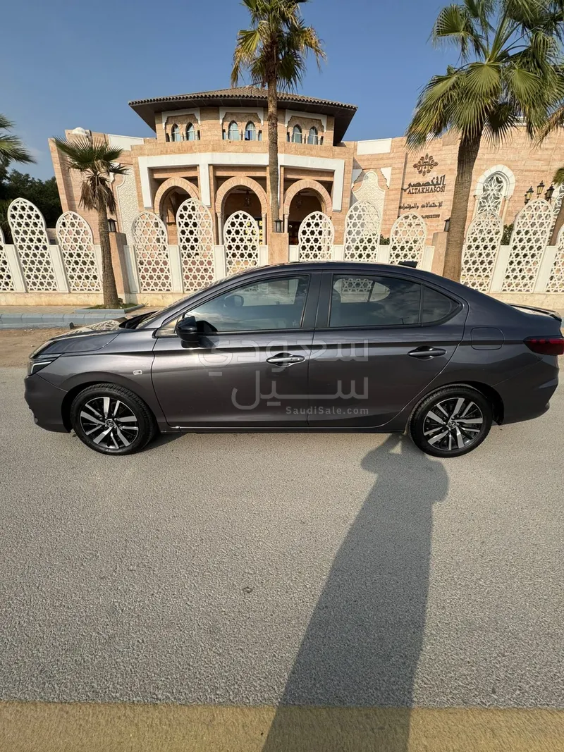 2022 هوندا سيتي دي إكس