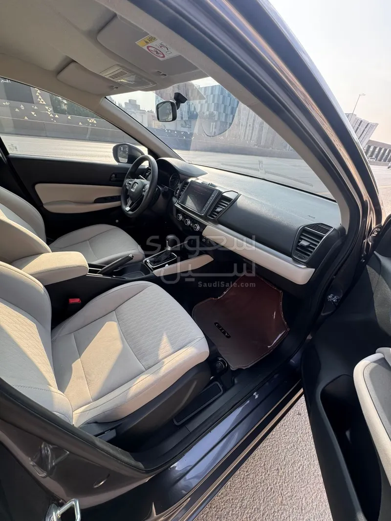 2022 هوندا سيتي دي إكس