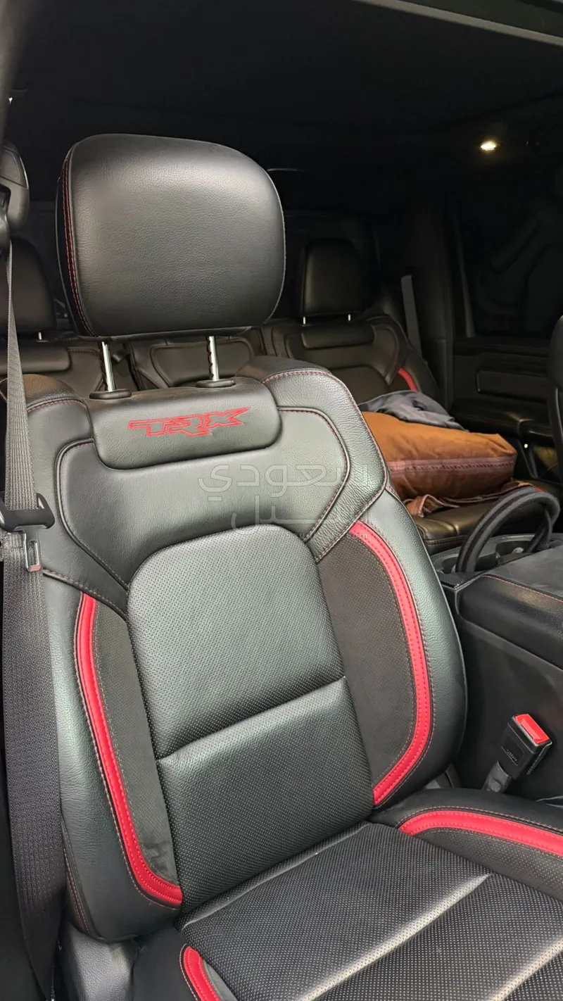 2021 دودج رام تي ار اكس