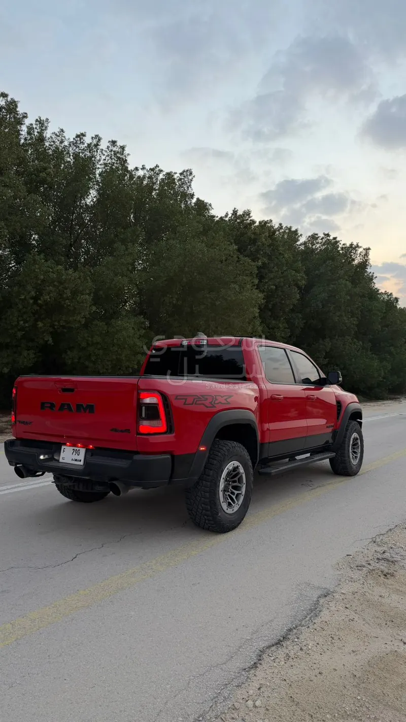 2021 دودج رام تي ار اكس