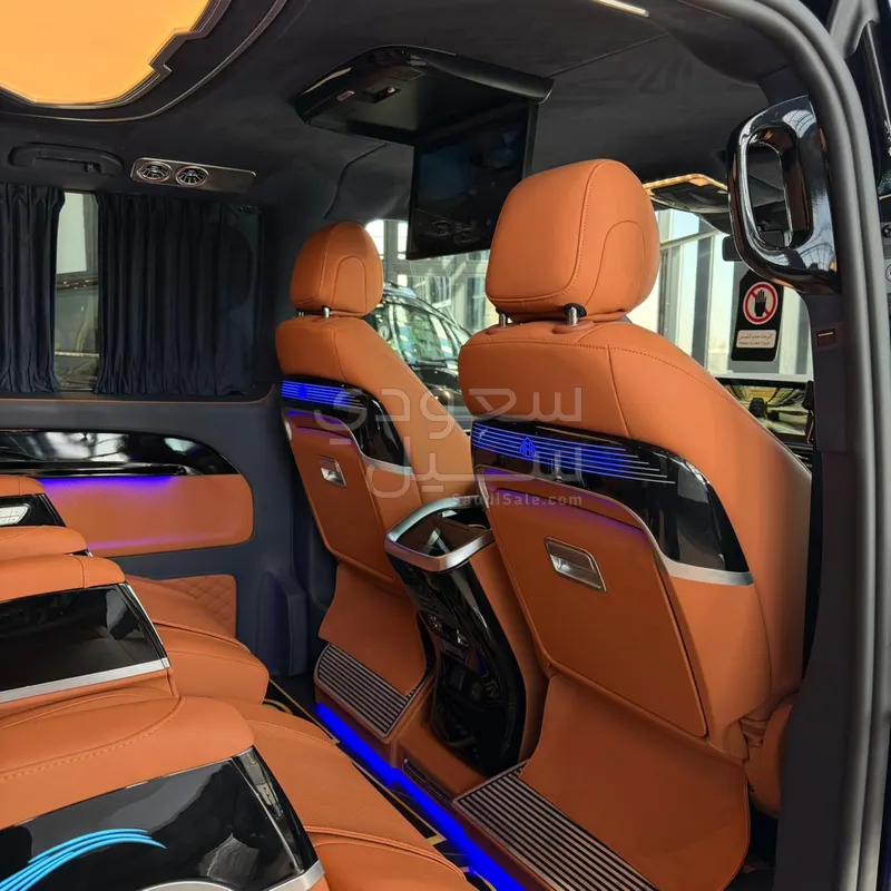 2025 مرسيدس - بنز فيتو