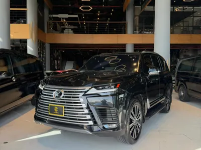 2023 لكزس إل إكس 600