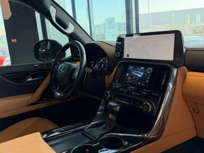 2023 لكزس إل إكس 600