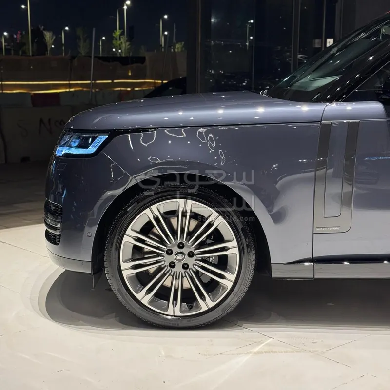 2025 لاند روفر رينج روفر اوتوبيوغرافي