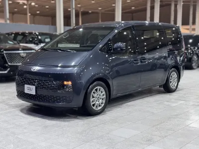 2025 هيونداي ستاريا