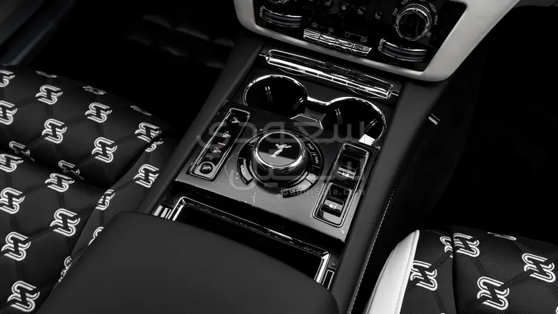 2026 رولز رويس قوست بلاك بادج