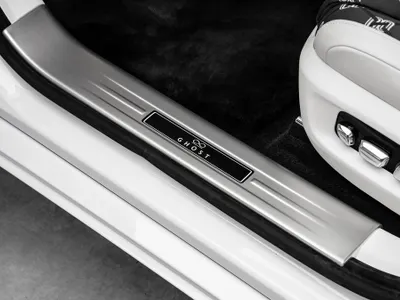 2026 رولز رويس قوست بلاك بادج