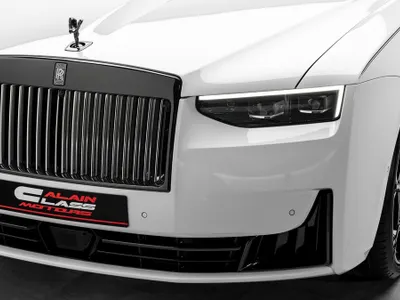 2026 رولز رويس قوست بلاك بادج