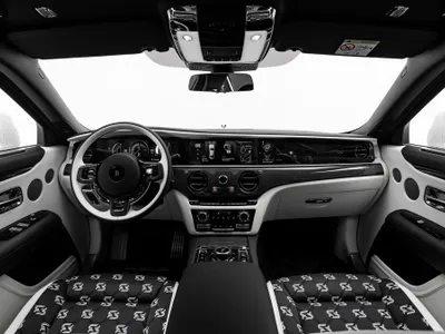 2026 رولز رويس قوست بلاك بادج