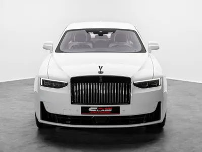 2026 رولز رويس قوست بلاك بادج