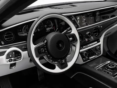 2026 رولز رويس قوست بلاك بادج