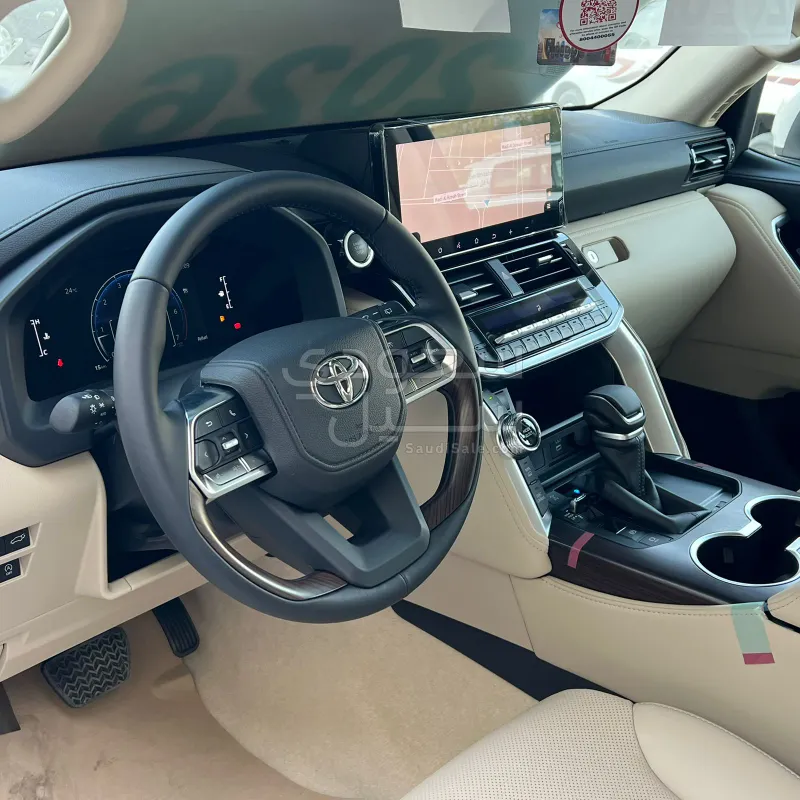 2026 تويوتا لاند كروزر جي اكس ار