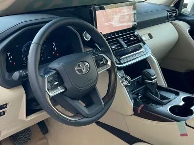 2026 تويوتا لاند كروزر جي اكس ار