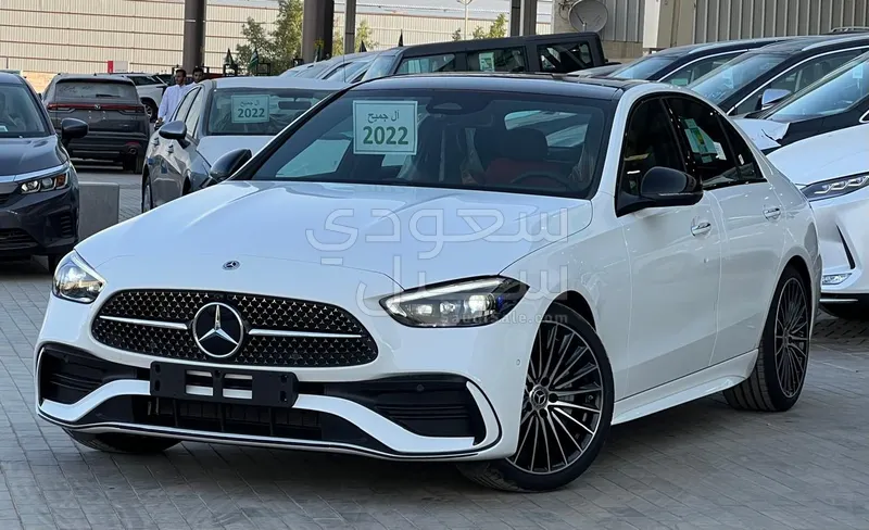 2022 مرسيدس - بنز سي 300
