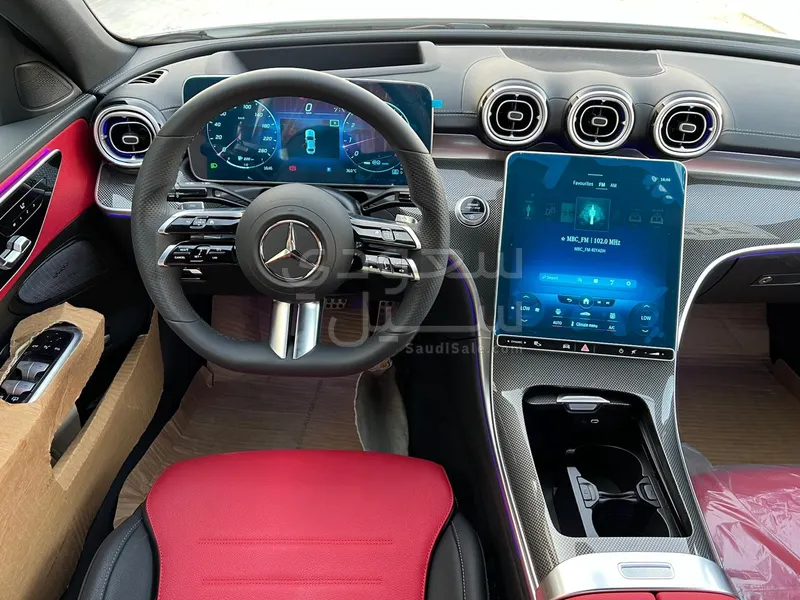 2022 مرسيدس - بنز سي 300