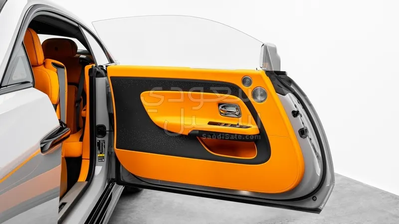 2026 رولز رويس سبيكتر بلاك بادج