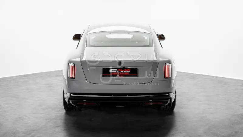 2026 رولز رويس سبيكتر بلاك بادج