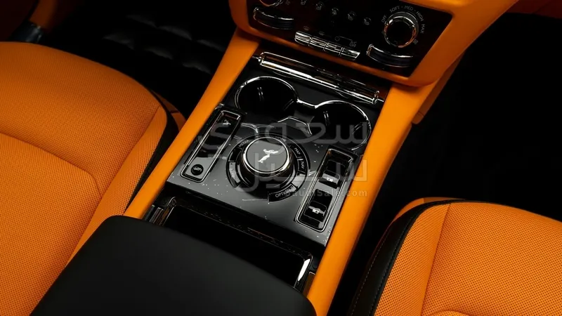 2026 رولز رويس سبيكتر بلاك بادج