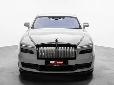 2026 رولز رويس سبيكتر بلاك بادج