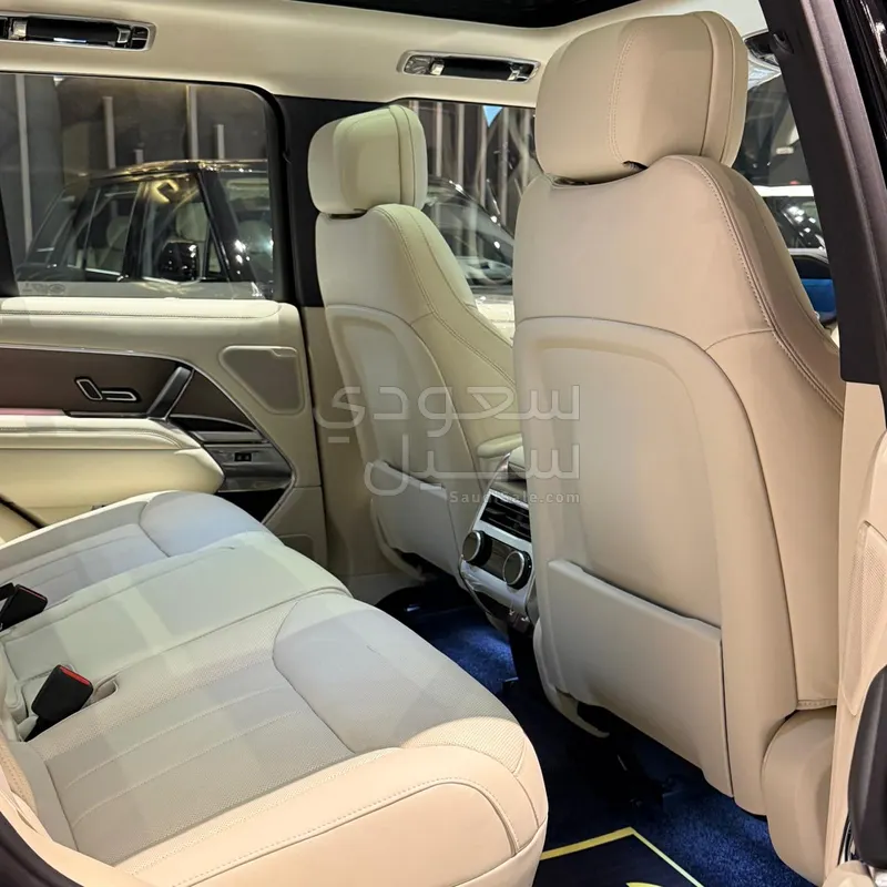 2025 لاند روفر رينج روفر اتش اس اي