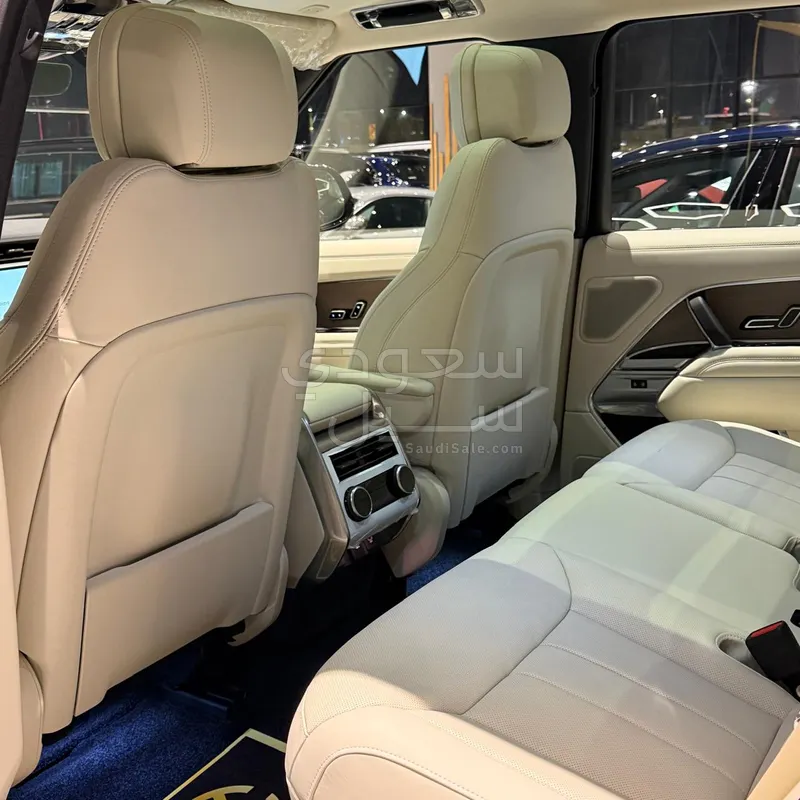 2025 لاند روفر رينج روفر اتش اس اي