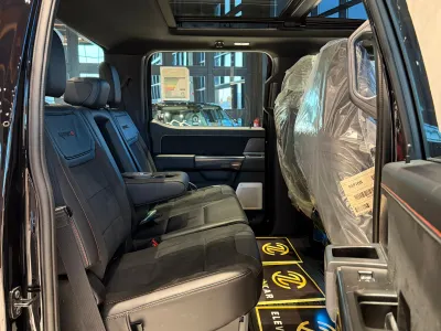 2025 فورد اف 150 رابتور ار