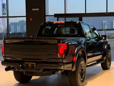 2025 فورد اف 150 رابتور ار