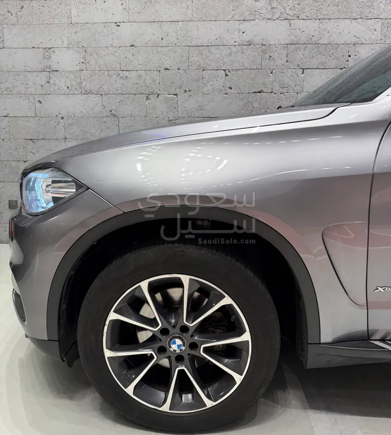 2016 بي ام دبليو الفئة اكس 5