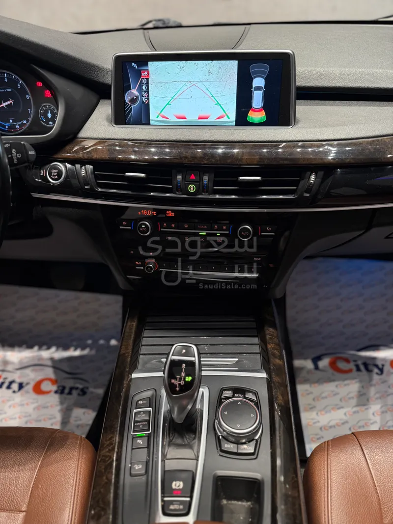 2016 بي ام دبليو الفئة اكس 5