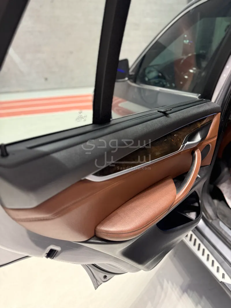 2016 بي ام دبليو الفئة اكس 5