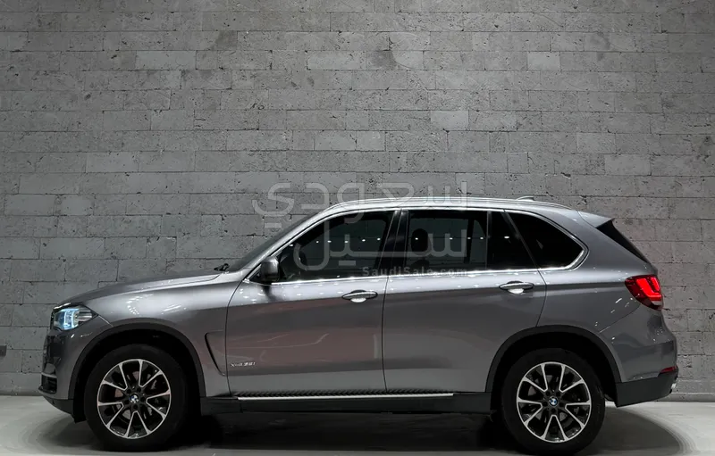 2016 بي ام دبليو الفئة اكس 5