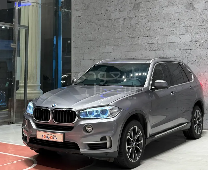 2016 بي ام دبليو الفئة اكس 5