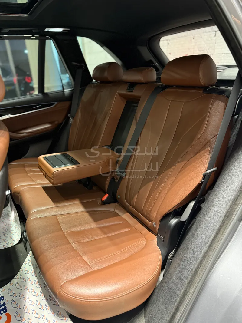 2016 بي ام دبليو الفئة اكس 5