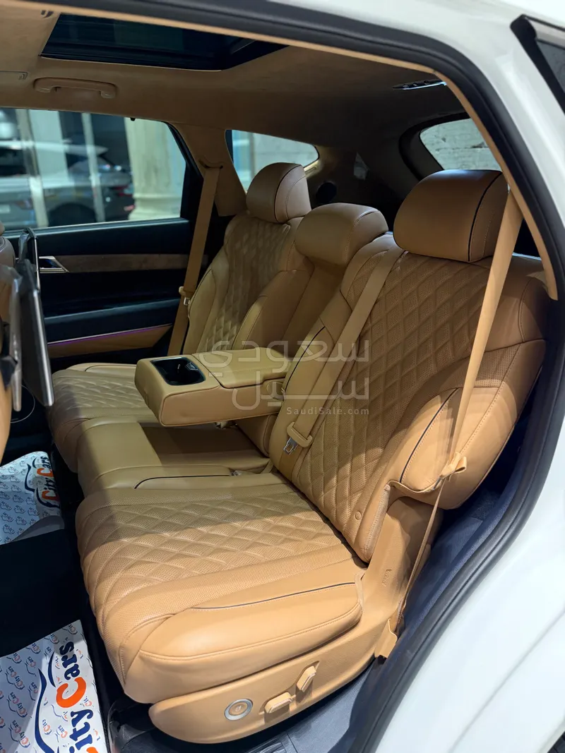 2023 جينيسيس جي في 80