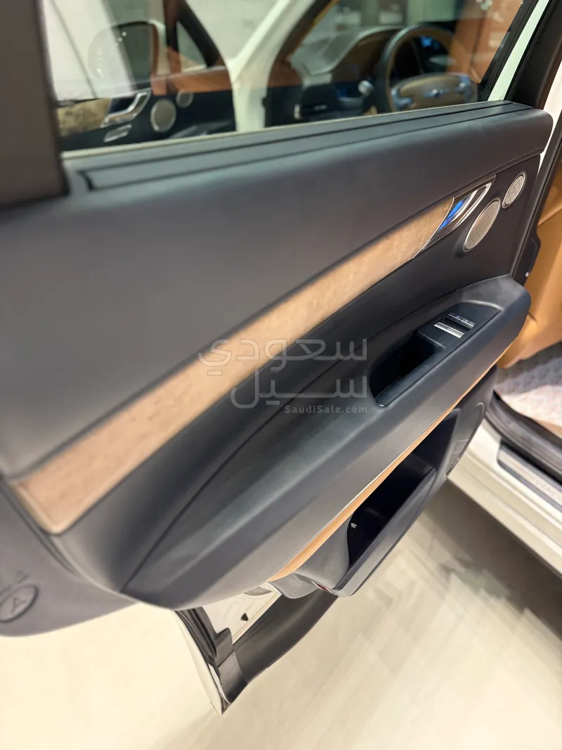 2023 جينيسيس جي في 80