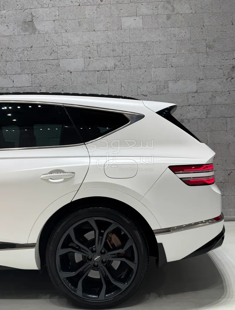 2023 جينيسيس جي في 80