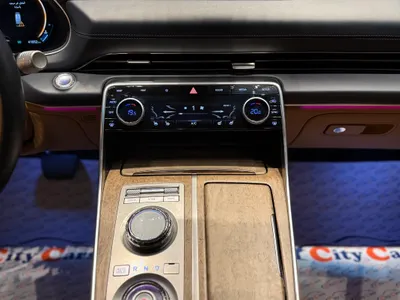 2023 جينيسيس جي في 80