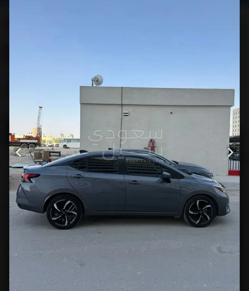 2024 نيسان صني