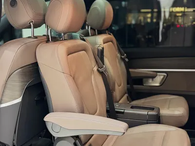 2025 Mercedes-Benz V 300