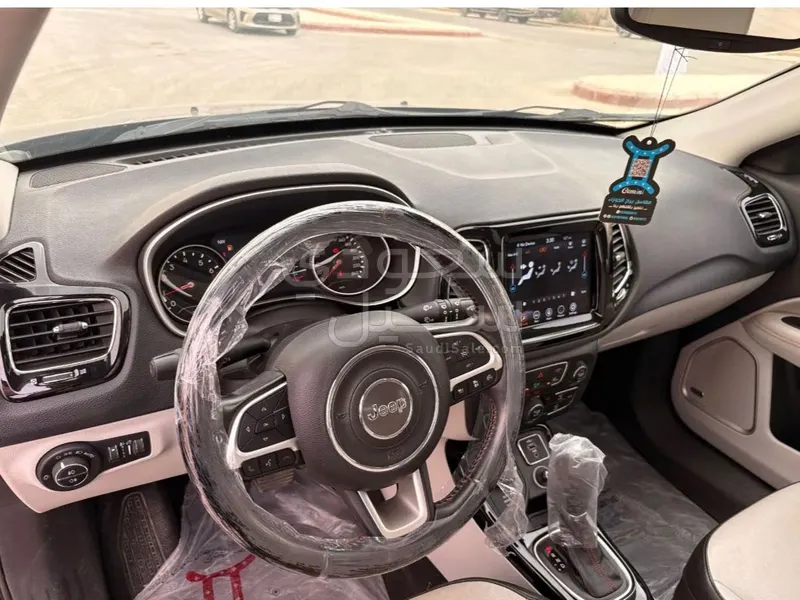 2020 جييب كومباس ليميتد