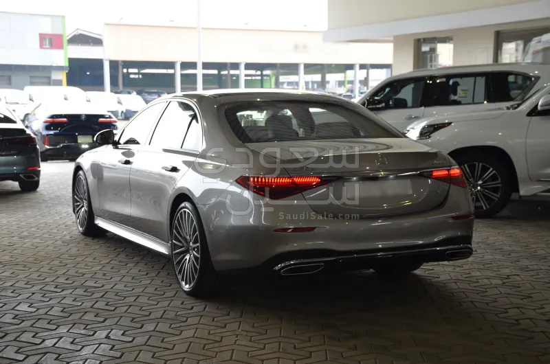 2021 مرسيدس - بنز إس 500 أي إم جي