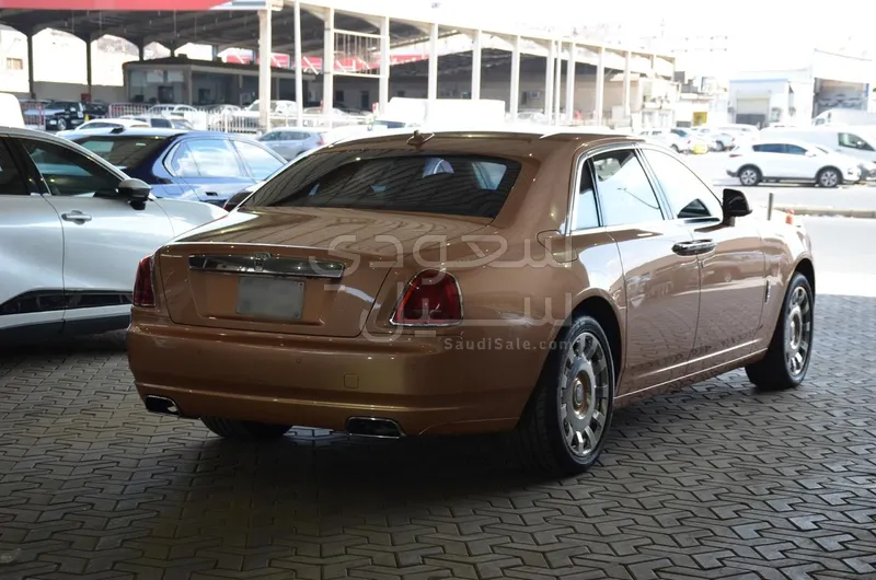 2013 رولز رويس قوست