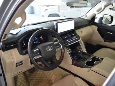 2023 تويوتا لاند كروزر جي اكس ار